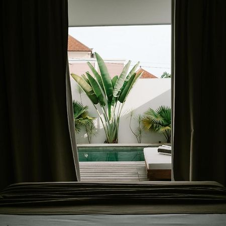 Neptune Studios Adults Only Gym And Recovery Access Kuta  Екстериор снимка